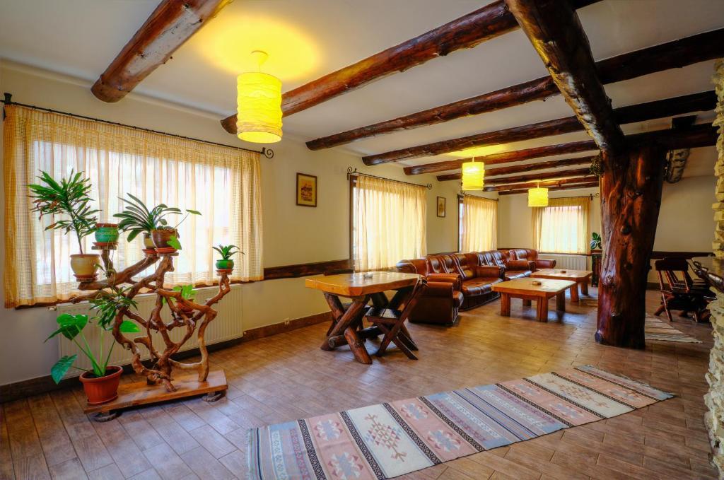 Resort Cheile Gradistei Moieciu Moeciu De Sus Habitación foto